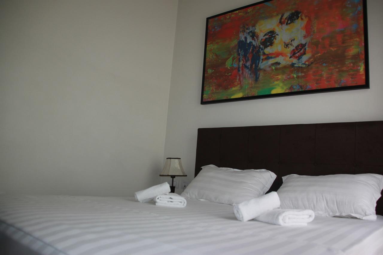 Living Hotel Tirana Bagian luar foto