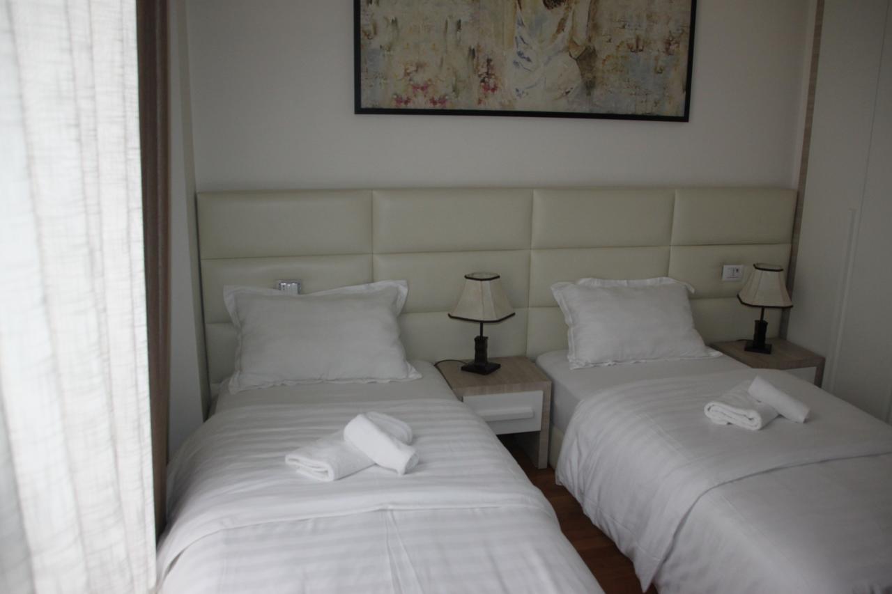 Living Hotel Tirana Bagian luar foto
