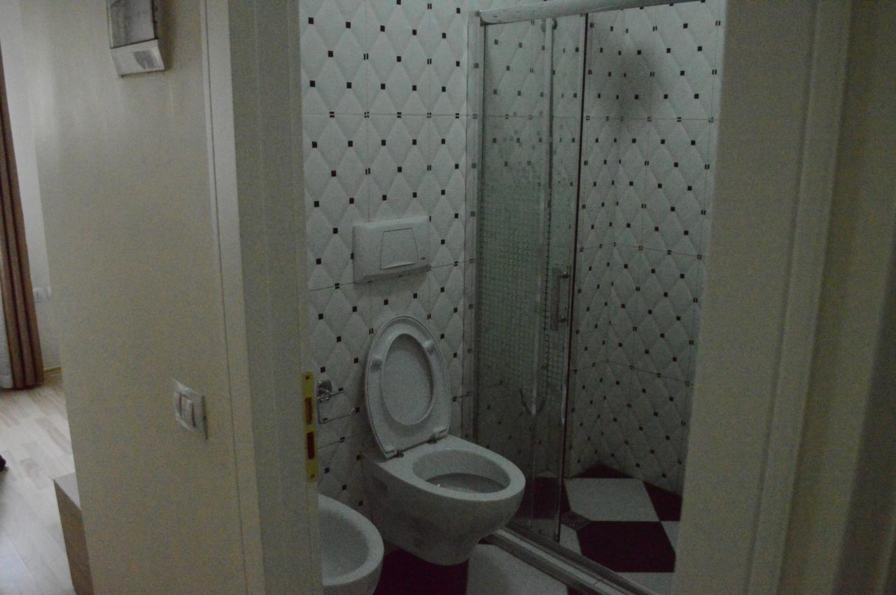 Living Hotel Tirana Bagian luar foto